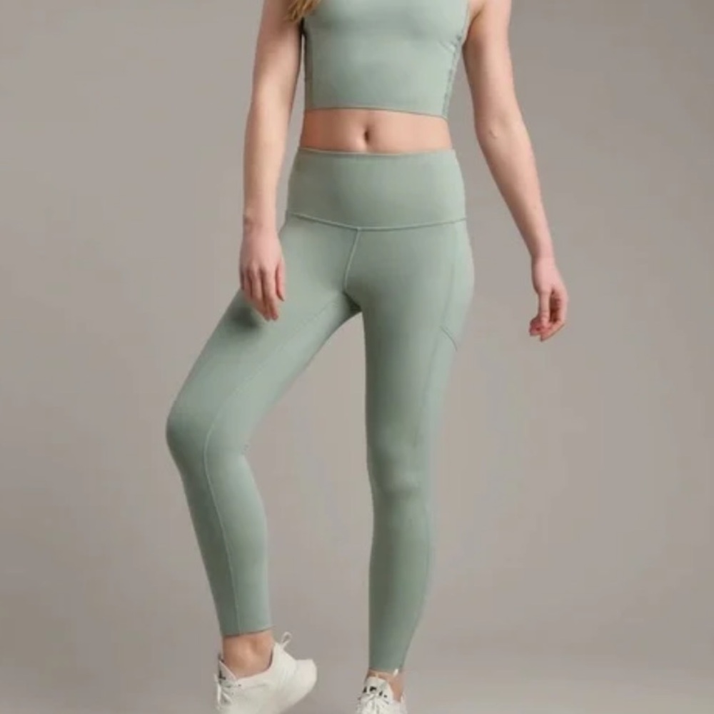 NWT Rhone Revive Pocket Leggings Pacific Green Size XL